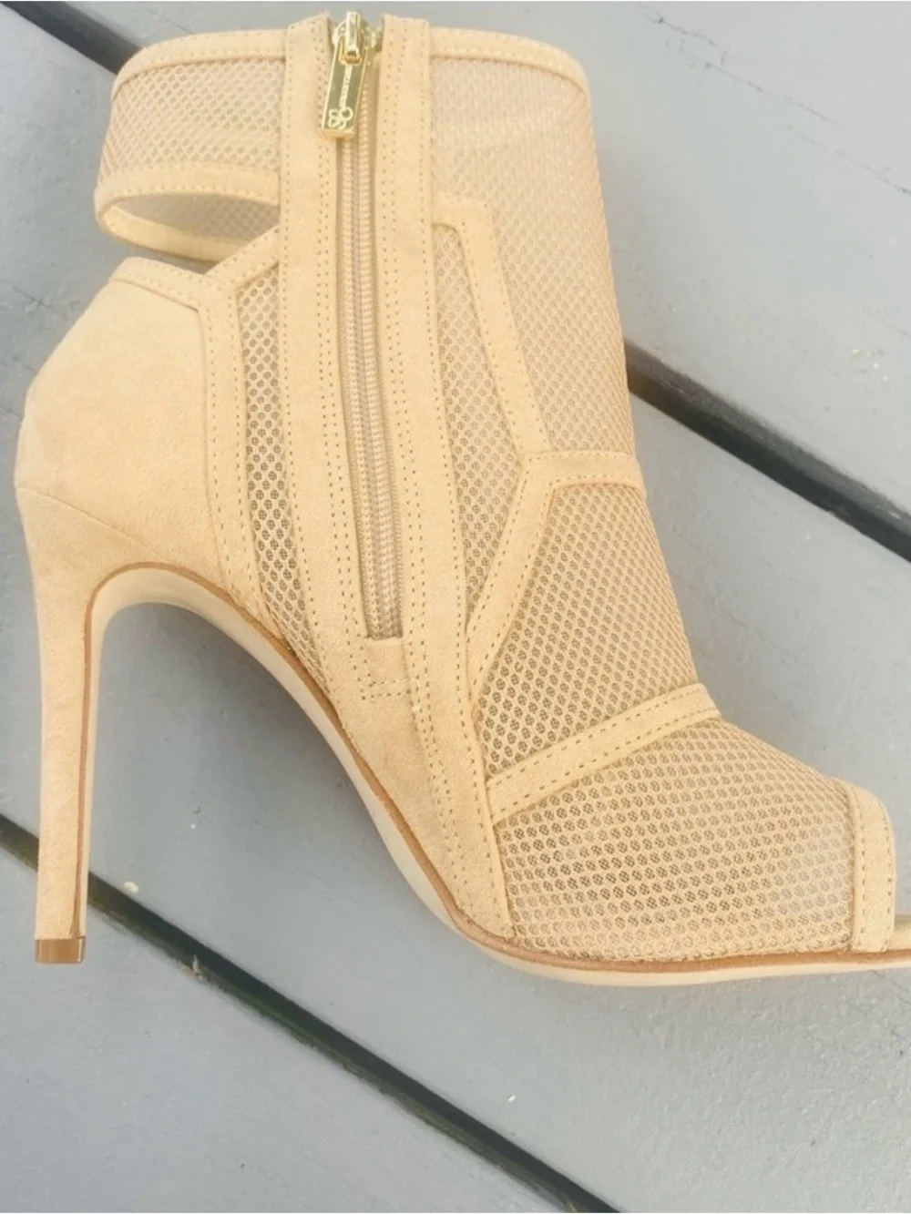 Jessica Simpson Jassie Mesh Peep Toe Booties Beige/Tan Size 8.5 NWOT